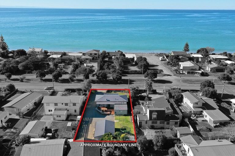 Photo of property in 266 Clifton Road, Te Awanga, 4102