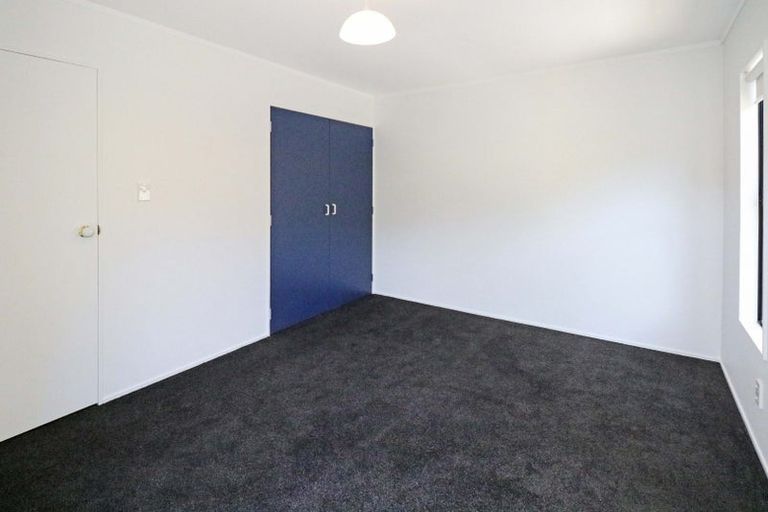 Photo of property in 113 Houghton Bay Road, Houghton Bay, Wellington, 6023