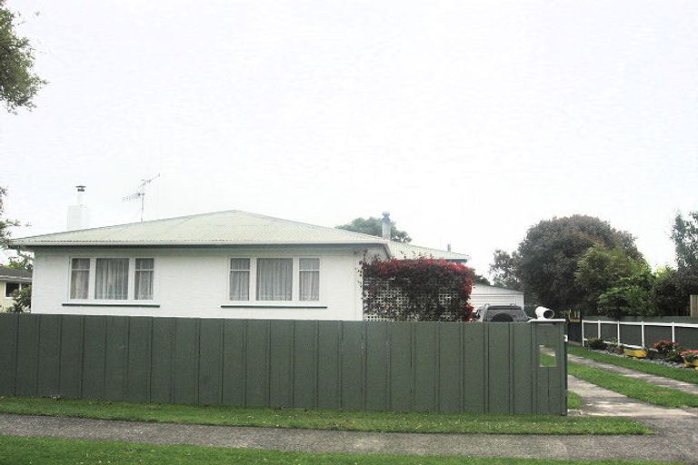 Photo of property in 3 Puriri Avenue, Te Puke, 3119
