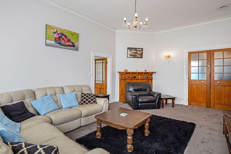 Photo of property in 11 Hurworth Place, College Estate, Whanganui, 4500