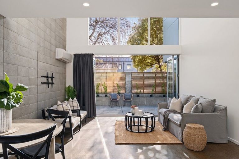 Photo of property in 73c Sherborne Street, St Albans, Christchurch, 8014