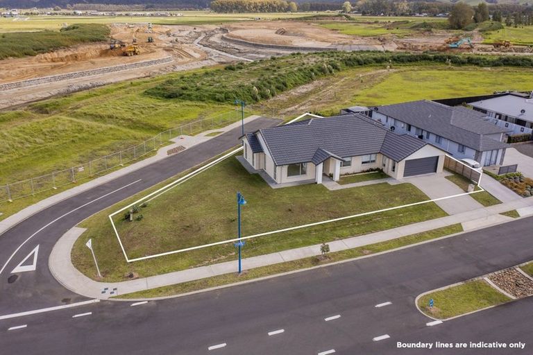 Photo of property in 85 Kupe Drive, Whitianga, 3510