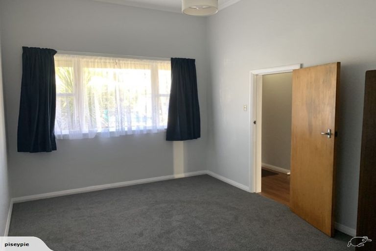 Photo of property in 1 Harper Street, Newtown, Wellington, 6021