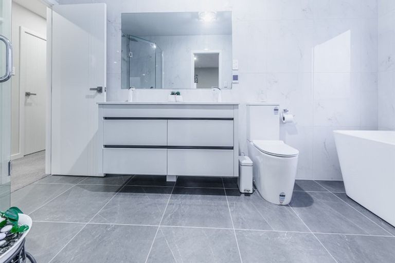 Photo of property in 48 Eighth View Avenue, Beachlands, Auckland, 2018