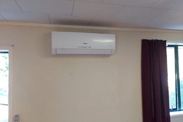 Photo of property in 27 Mary Huse Grove, Manor Park, Lower Hutt, 5019