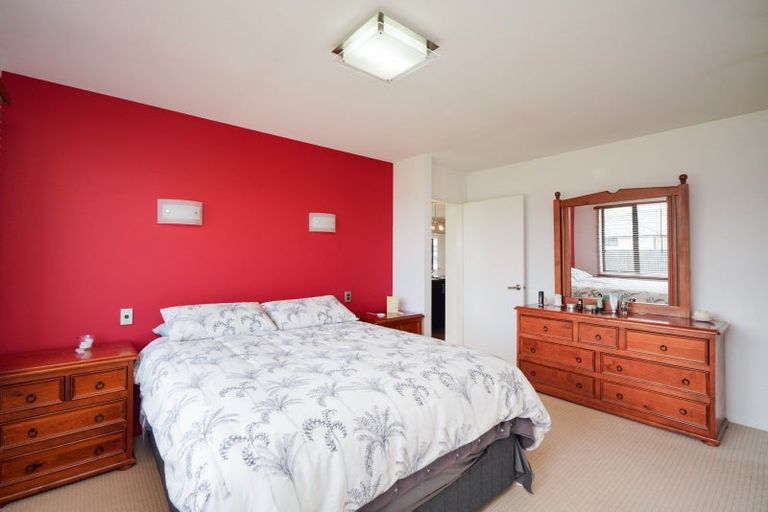 Photo of property in 28 Majestic Chance, Seaward Bush, Invercargill, 9812