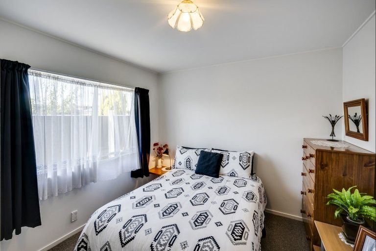 Photo of property in 425 Southland Place, Raureka, Hastings, 4120