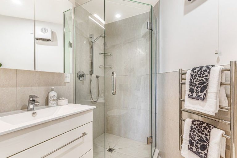 Photo of property in 26/4e Collins Street, Takapuna, Auckland, 0622