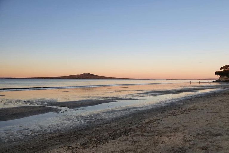 Photo of property in 1/342 Lake Road, Hauraki, Auckland, 0622