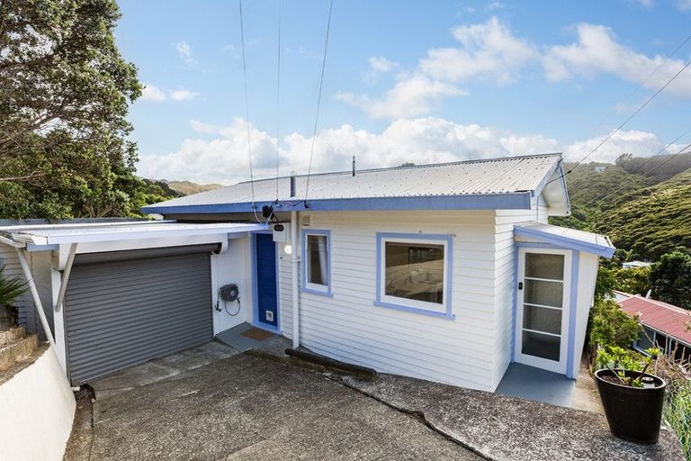 Photo of property in 40 Gordon Road, Plimmerton, Porirua, 5026