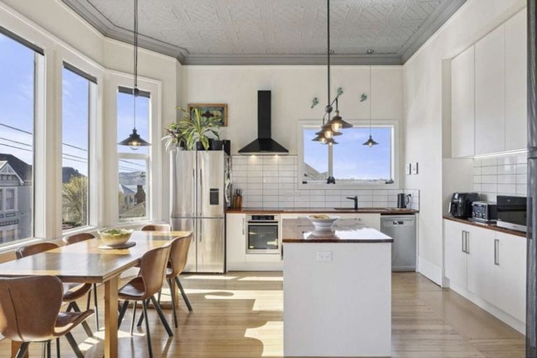 Photo of property in 73 Elm Row, Dunedin Central, Dunedin, 9016