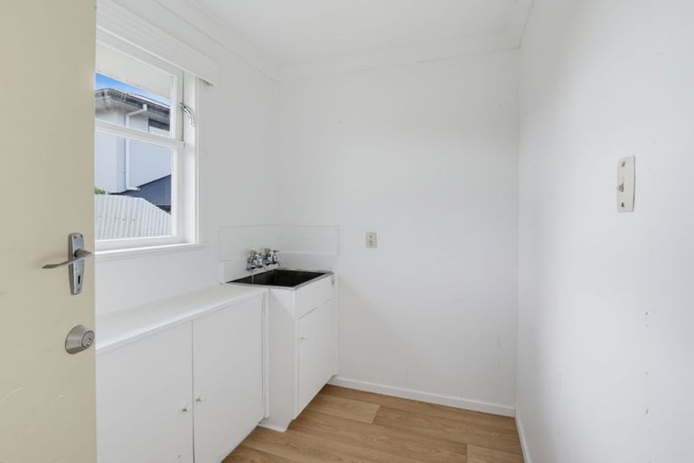 Photo of property in 423 Ruahine Street, Terrace End, Palmerston North, 4410