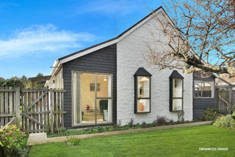 Photo of property in 2/3 Wanstead Place, Woolston, Christchurch, 8062