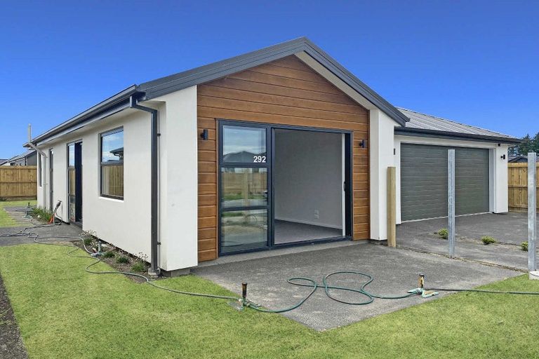 Photo of property in 4 Sedge Street, Belfast, Christchurch, 8051