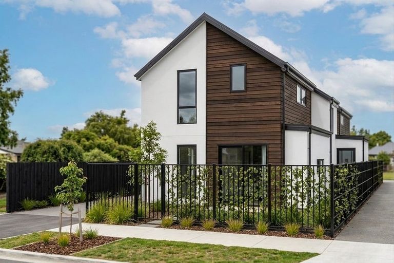 Photo of property in 7 Hutcheson Street, Sydenham, Christchurch, 8023