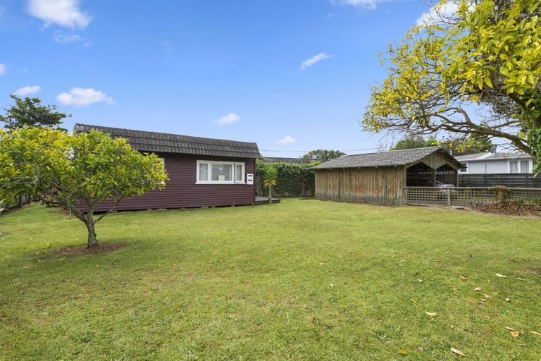 Photo of property in 17a Charles Road, Hannahs Bay, Rotorua, 3010