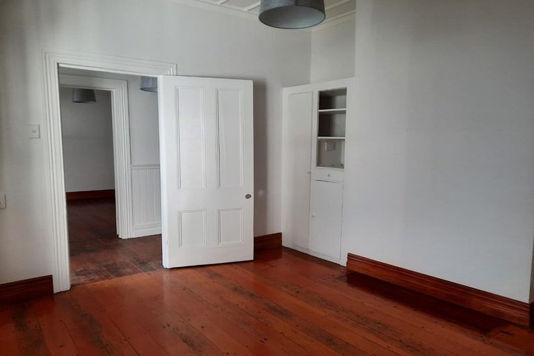 Photo of property in 52 Dean Street, Grey Lynn, Auckland, 1021