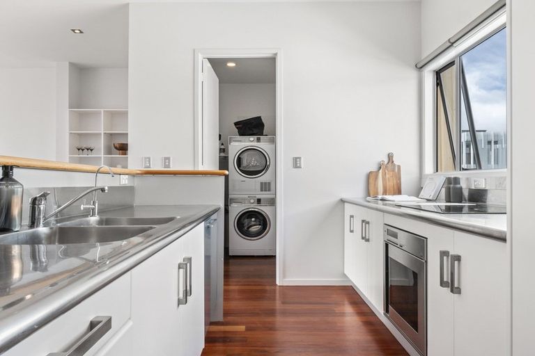 Photo of property in 29c Bath Street, Parnell, Auckland, 1052