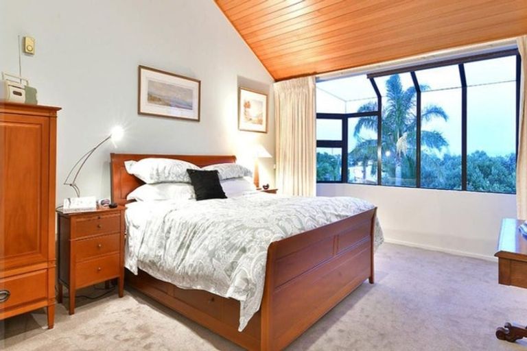 Photo of property in 74 Ardern Avenue, Stanmore Bay, Whangaparaoa, 0932
