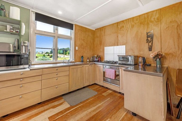 Photo of property in 1440 Martinborough Masterton Road, Gladstone, Masterton, 5884