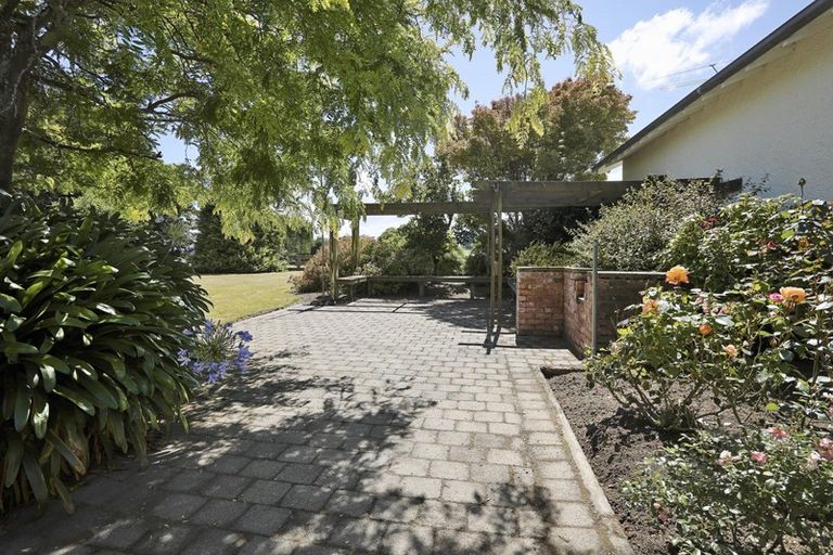 Photo of property in 85 Young Road, Branxholme, Invercargill, 9874