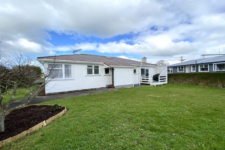 Photo of property in 1 Kegworth Street, Eltham, 4322