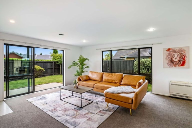 Photo of property in 1 Charente Way, Yaldhurst, Christchurch, 8042