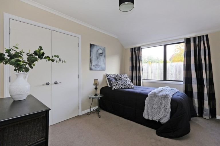 Photo of property in 210b Frimley Oaks, Frimley, Hastings, 4120