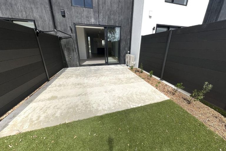 Photo of property in 31 Pipi Place, Levin, 5510