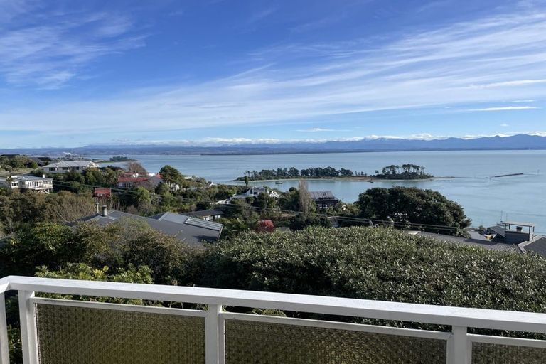Photo of property in 19 Victoria Heights, Stepneyville, Nelson, 7010