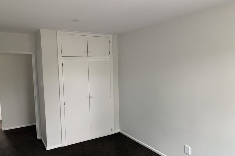 Photo of property in 2/32 Prestons Road, Redwood, Christchurch, 8051