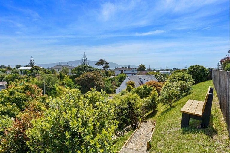 Photo of property in 26 Weggery Drive, Waikanae Beach, Waikanae, 5036