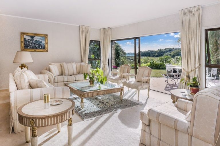 Photo of property in 20 Rapallo Place, Farm Cove, Auckland, 2012