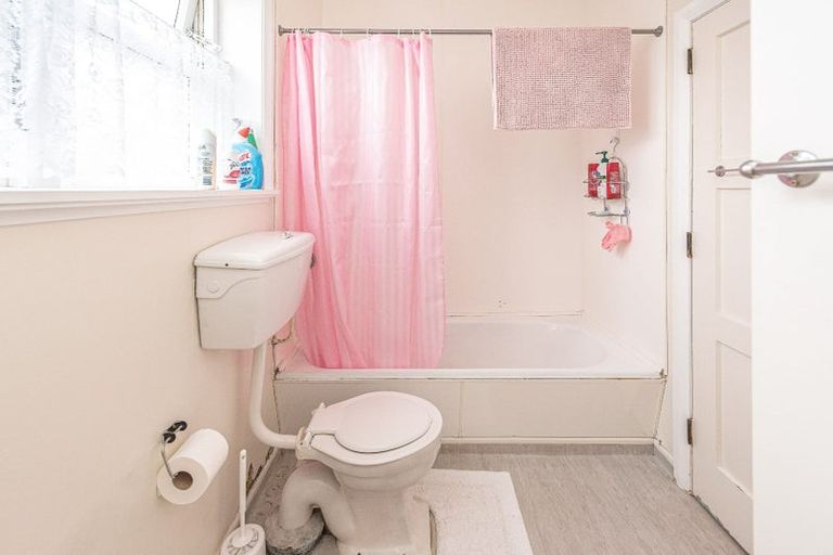 Photo of property in 43/45 Stewart Street, Marton, 4710