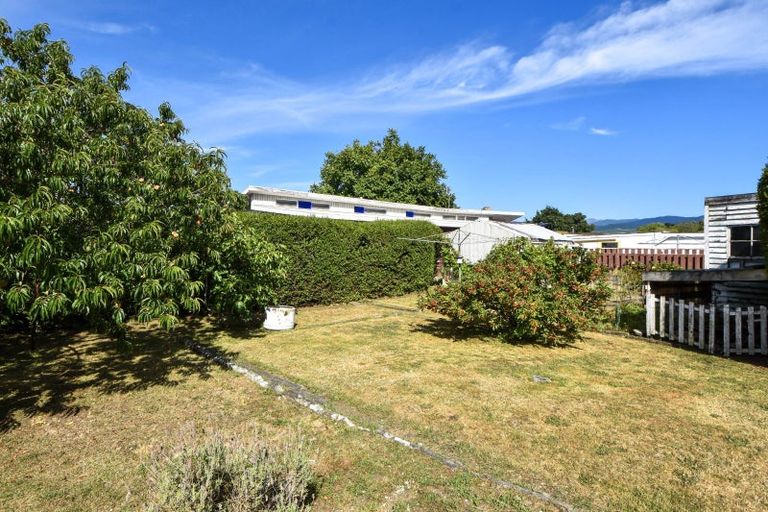 Photo of property in 87 Kent Street, Carterton, 5713