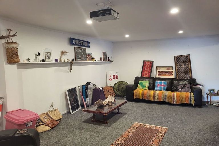 Photo of property in 154 Everglade Drive, Totara Heights, Auckland, 2105