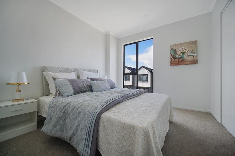 Photo of property in 36 Waipuhinui Way, Wiri, Auckland, 2104