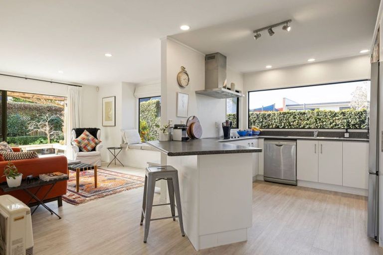 Photo of property in 32a Strowan Avenue, Fairfield, Hamilton, 3214