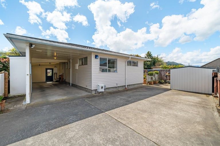 Photo of property in 16a Sheridan Crescent, Trentham, Upper Hutt, 5018