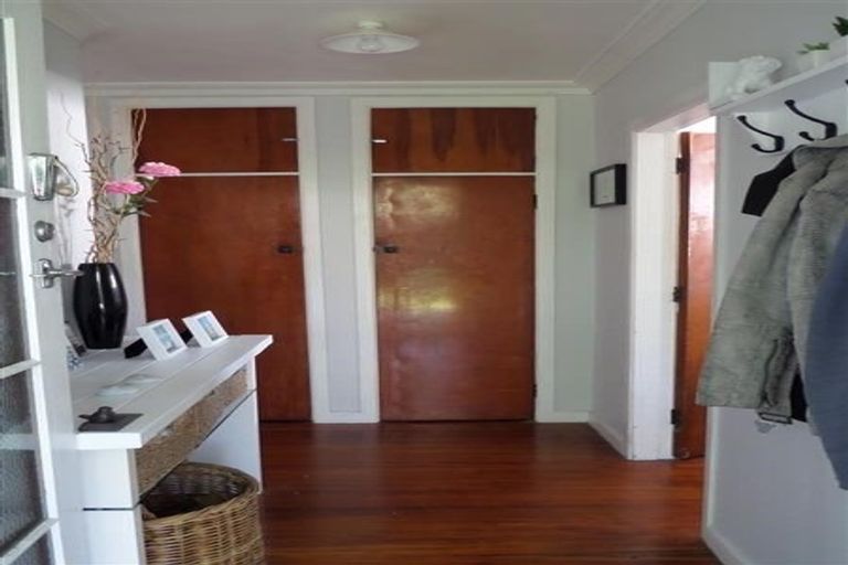 Photo of property in 97 Sutherland Road, Brookfield, Tauranga, 3110