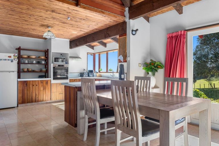 Photo of property in 306 Tablelands Road, Tirohanga, Opotiki, 3197