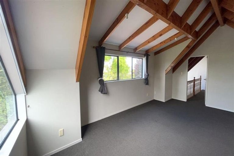 Photo of property in 23 Thelma Place, Lynmore, Rotorua, 3010