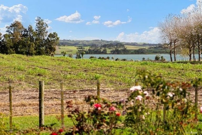 Photo of property in 455 Glenbrook Beach Road, Glenbrook, Waiuku, 2681