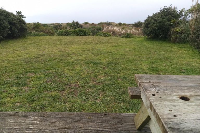 Photo of property in 21 Kent Avenue, Waitarere Beach, Levin, 5510