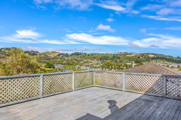 Photo of property in 122 Discovery Drive, Whitby, Porirua, 5024