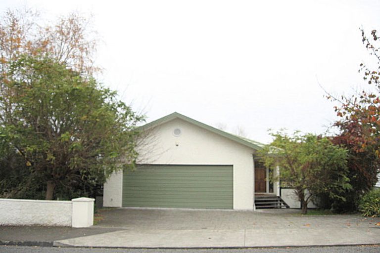 Photo of property in 68 Napier Terrace, Hospital Hill, Napier, 4110