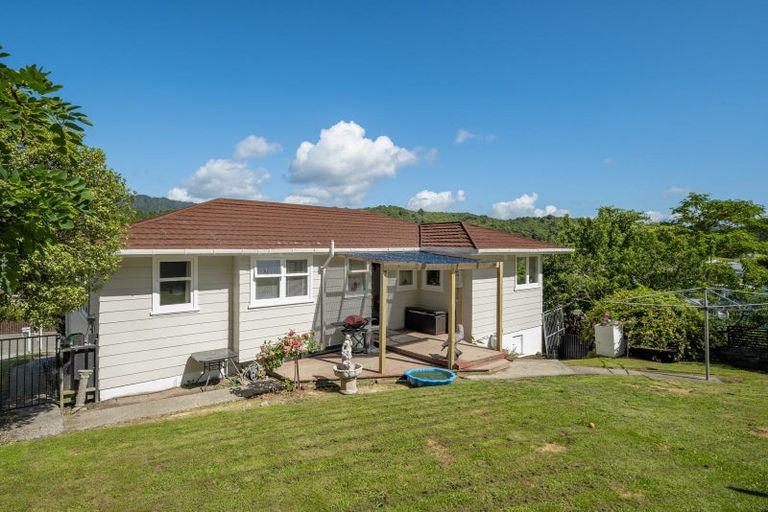 Photo of property in 79a Milton Terrace, Picton, 7220