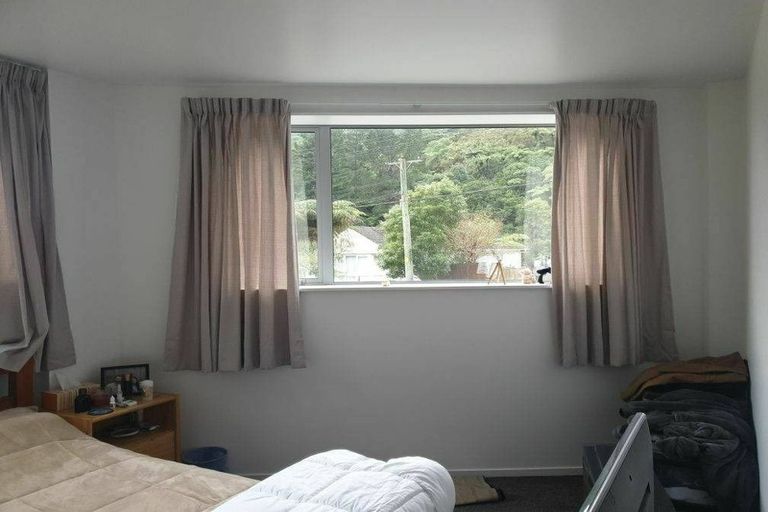 Photo of property in 70 Sunny Grove, Wainuiomata, Lower Hutt, 5014