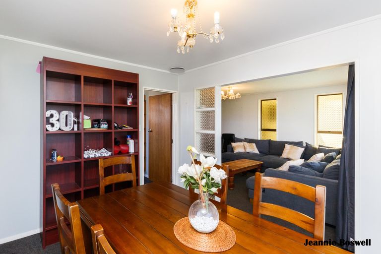 Photo of property in 100a Linton Street, West End, Palmerston North, 4410