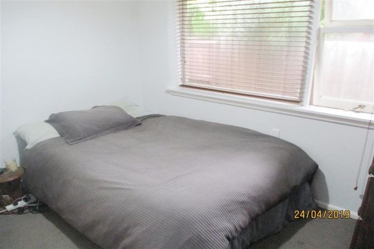 Photo of property in 2 Ilfracombe Place, Burnside, Christchurch, 8053